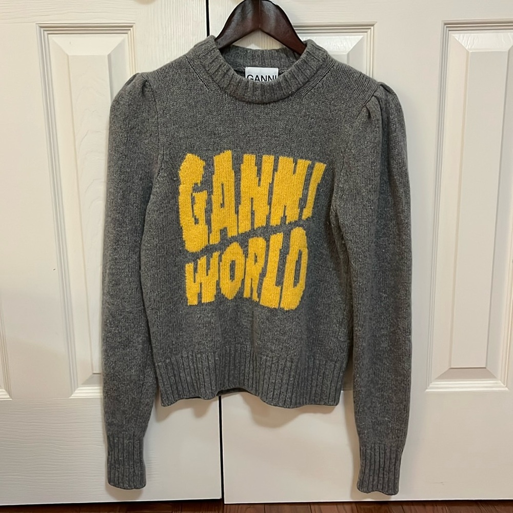 Ganni world - graphic puff shoulder pullover